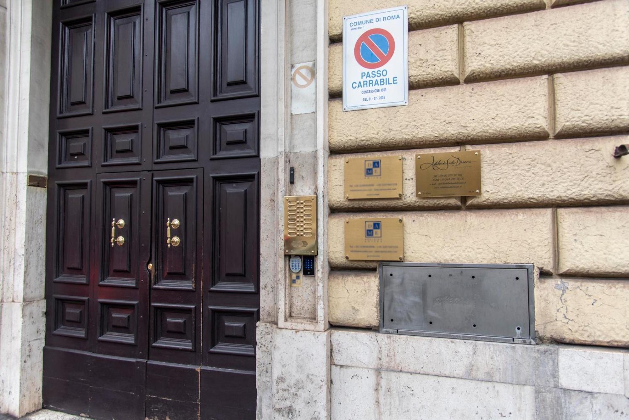 Adelaide Suite Dreams Rome Extérieur photo